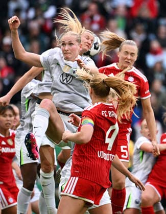 Football, Germany, Women, Season 2025 2026, DFB Cup Final, Rhein Energie Stadion Köln, VfL Wolfsburg FC Bayern München Camilla Küver WOL , Glodis Perla Viggosdottir FCB , Magdalena Eriksson FCB , Alexandra Popp WOL Action