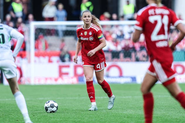 Sport, Football, DFB Pokal Women Season 2025 2026 Final VfL Wolfsburg FC Bayern München 14 05 2026, RheinEnergieSTADION Glodis Perla Viggosdottir FC Bayern München, 4 Köln RheinEnergieSTADION Nordrhein Westfalen Germany