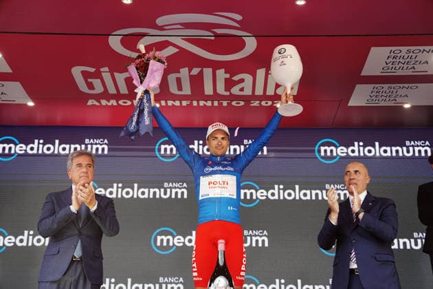 Spain™s Diego Pablo Sevilla Lopez of Team Polti VisitMalta azure jersey on the podium during Stage 6 of the Giro d™Italia, from Paestum to Naples, Italy, Thursday, May 14, 2026.  Copyright: xGianxMattiaxD Albertox xLaPressex