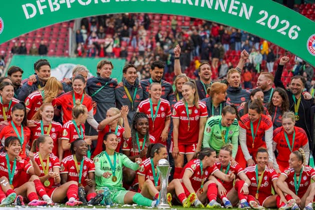 Germany Football DFB Cup Women 2025 2026, Final VfL Wolfsburg vs Bayern Munich RheinEnergieStadion Cologne Joy, Emotions, Cheers Team Photo, Totale Bayern Munich Cologne Copyright: xAymanxAlahmedx