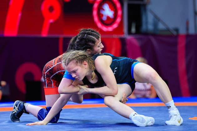U17, U 17 Wrestling European Championships 40kg WW - Sirin Askara (TUR) df. Nahla Maylin Eichheimer (GER) *** U17 Wrestling European Championships 40kg WW Sirin Askara TUR df Nahla Maylin Eichheimer GER Copyright: xKostadinxAndonov xUnitedxWorldxWrestlingx Kostadin Andonov United World Wrestling
