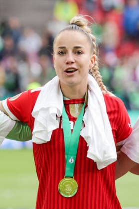 14 05 2026, xgrfx, Football DFB Womens Cup Final, VfL Wolfsburg FC Bayern München v l Giulia Gwinn FC Bayern München DFL DFB REGULATIONS PROHIBIT ANY USE OF PHOTOGRAPHS as IMAGE SEQUENCES and or QUASI VIDEO Köln