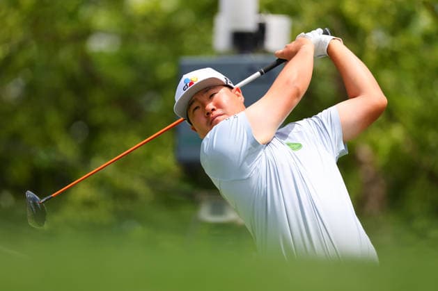 NEWTON SQUARE, PA - MAY 14: Sungjae IM of the Republic of Korea tees off at the tenth tee during round 1 of the 2026 PGA, Golf Herren Championship on May 14, 2026 at Aronimink Golf Club in Newtown Square, Pennsylvania. (Photo by Rich Graessle Icon Sportswire) GOLF: MAY 14 PGA PGA Championship EDITORIAL USE ONLY Icon260514254771