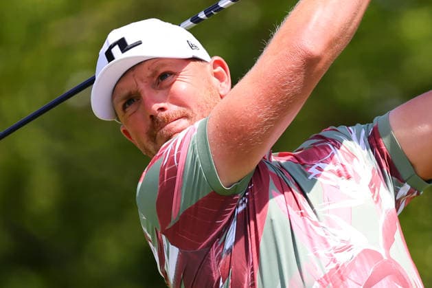 NEWTON SQUARE, PA - MAY 14: Matt Wallace of England tees off at the tenth tee during round 1 of the 2026 PGA, Golf Herren Championship on May 14, 2026 at Aronimink Golf Club in Newtown Square, Pennsylvania. (Photo by Rich Graessle Icon Sportswire) GOLF: MAY 14 PGA PGA Championship EDITORIAL USE ONLY Icon260514254971