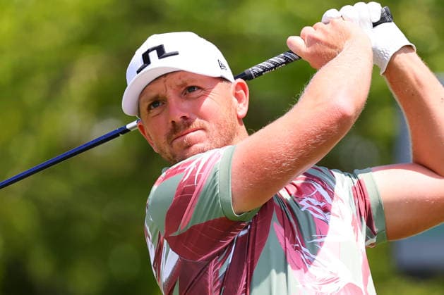 NEWTON SQUARE, PA - MAY 14: Matt Wallace of England tees off at the tenth tee during round 1 of the 2026 PGA, Golf Herren Championship on May 14, 2026 at Aronimink Golf Club in Newtown Square, Pennsylvania. (Photo by Rich Graessle Icon Sportswire) GOLF: MAY 14 PGA PGA Championship EDITORIAL USE ONLY Icon260514254991