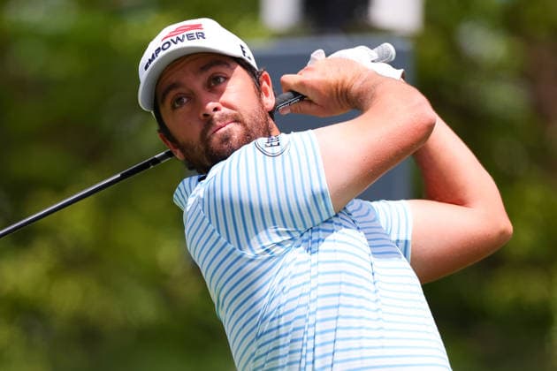 NEWTON SQUARE, PA - MAY 14: Davis Riley of the United States tees off at the tenth tee during round 1 of the 2026 PGA, Golf Herren Championship on May 14, 2026 at Aronimink Golf Club in Newtown Square, Pennsylvania. (Photo by Rich Graessle Icon Sportswire) GOLF: MAY 14 PGA PGA Championship EDITORIAL USE ONLY Icon260514255081