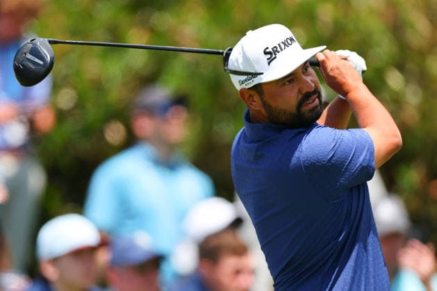 NEWTON SQUARE, PA - MAY 14: J.J. Spaun of the United States tees off at the first tee during round 1 of the 2026 PGA, Golf Herren Championship on May 14, 2026 at Aronimink Golf Club in Newtown Square, Pennsylvania. (Photo by Rich Graessle Icon Sportswire) GOLF: MAY 14 PGA PGA Championship EDITORIAL USE ONLY Icon260514255201