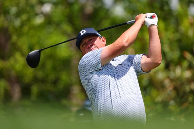NEWTON SQUARE, PA - MAY 14: Jason Dufner of the United States tees off at the tenth tee during round 1 of the 2026 PGA, Golf Herren Championship on May 14, 2026 at Aronimink Golf Club in Newtown Square, Pennsylvania. (Photo by Rich Graessle Icon Sportswire) GOLF: MAY 14 PGA PGA Championship EDITORIAL USE ONLY Icon260514255231