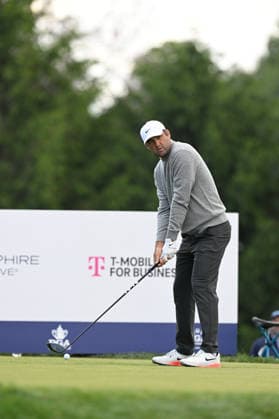 NEWTON SQUARE, PA - MAY 14: Scottie Scheffler of United States of America hits the ball during round one of the 2026 PGA, Golf Herren Championship on May 14th, 2026 at Aronimink Golf Club in Newtown Square, PA.(Photo by Terence Lewis Icon Sportswire) GOLF: MAY 14 PGA PGA Championship EDITORIAL USE ONLY Icon260514062