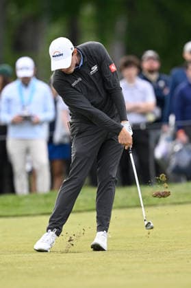 NEWTON SQUARE, PA - MAY 14: Matt Fitzpatrick of England hits the ball during round one of the 2026 PGA, Golf Herren Championship on May 14th, 2026 at Aronimink Golf Club in Newtown Square, PA.(Photo by Terence Lewis Icon Sportswire) GOLF: MAY 14 PGA PGA Championship EDITORIAL USE ONLY Icon260514086