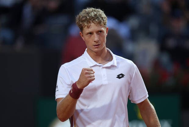 (260515) -- ROME, May 15, 2026 -- Martin Landaluce of Spain celebrates a point during the men s singles quarterfinal match between Martin Landaluce of Spain and Daniil Medvedev of Russia at the ATP, Tennis Herren Italian Open in Rome, Italy, May 14, 2026. ) (SP)ITALY-ROME-TENNIS-ATP-MARTIN LANDALUCE VS DANIIL MEDVEDEV LixJing 