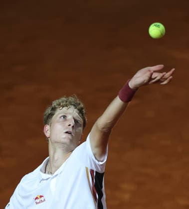 (260515) -- ROME, May 15, 2026 -- Martin Landaluce of Spain serves during the men s singles quarterfinal match between Martin Landaluce of Spain and Daniil Medvedev of Russia at the ATP, Tennis Herren Italian Open in Rome, Italy, May 14, 2026. ) (SP)ITALY-ROME-TENNIS-ATP-MARTIN LANDALUCE VS DANIIL MEDVEDEV LixJing 