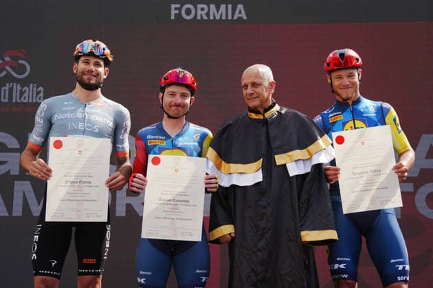 Lauree Honoris Causa to Filippo Ganna, Simone Consonni e Jonathan Milan during Stage 7 of the Giro d™Italia from Formia to Blockhaus, Italy. Friday May 15, 2026.  Copyright: xMassimoxPaolonex xLaPressex