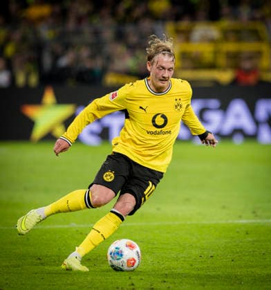 Dortmund, Germany. 8th Mai 2026. Julian Brandt (BVB) Borussia Dortmund - Eintracht Frankfurt 08.05.2026 *** Dortmund, Germany 8th May 2026 Julian Brandt BVB Borussia Dortmund Eintracht Frankfurt 08 05 2026