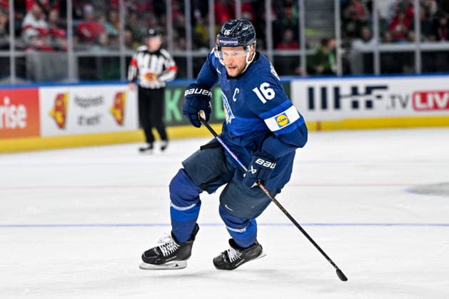 ZURICH, SWITZERLAND MAY 15 Aleksander Barkov of Finland in action during the 2026 IIHF Ice Hockey World Championship Switzerland game between Finland and Germany at Swiss Life Arena on May 15, 2026 in Zurich, Zurich Zurich Swiss Life Arena Zurich Switzerland Copyright: xJustPictures.ch AndreaxBrancax jp-en-EuSpIm-JP7_ANB_Fin_Ger_15052026_8348