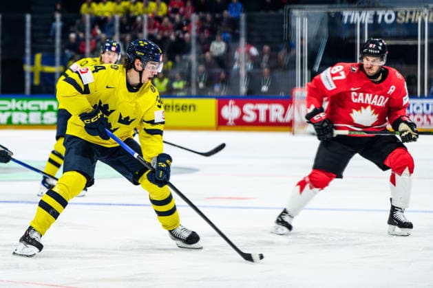 260515 Albert Johansson of Sweden during the 2026 IIHF Ice Hockey World Championship match between Canada and Sweden on May 15, 2026 in Fribourg Photo Jesper Zerman BILDBYRAN kod JZ JZ0714 ishockey ice hockey ishockey vm 2026 vm 2026 iihf world championship kanada canada sverige sweden canada kanada bbeng bbauto  Copyright: JESPERxZERMAN BB260515JZ020