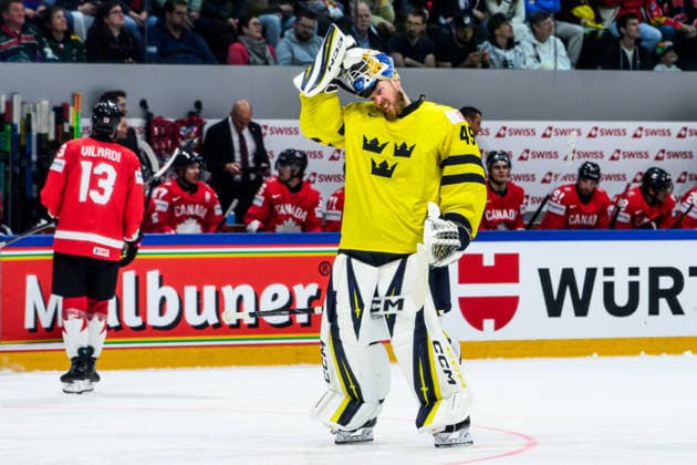 260515 Goaltender Magnus Hellberg of Sweden during the 2026 IIHF Ice Hockey World Championship match between Canada and Sweden on May 15, 2026 in Fribourg Photo Jesper Zerman BILDBYRAN kod JZ JZ0714 ishockey ice hockey ishockey vm 2026 vm 2026 iihf world championship kanada canada sverige sweden bbeng bbauto  Copyright: JESPERxZERMAN BB260515JZ028