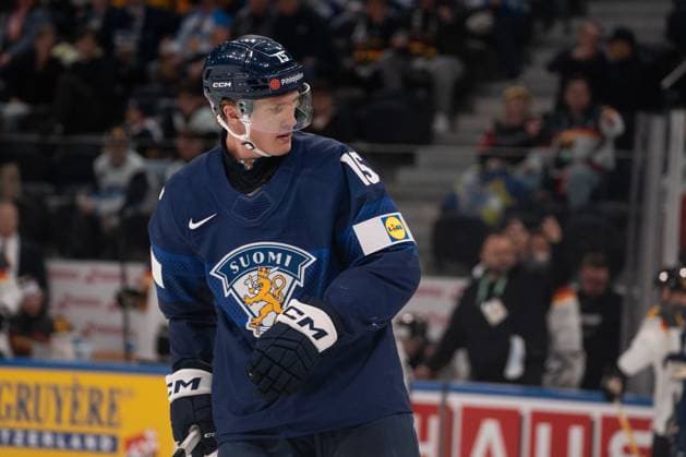 ZURICH, ZURICH - MAY 15: Anton Lundell of Finland during the 2026 IIHF World Championship, WM, Weltmeisterschaft Group A match between Finland and Germany at Swiss Life Arena on May 15, 2026 in Zurich, Zurich, Switzerland. Copyright: xLivioxBaeriswylx xSPPx Sportspressphoto_SPR147028