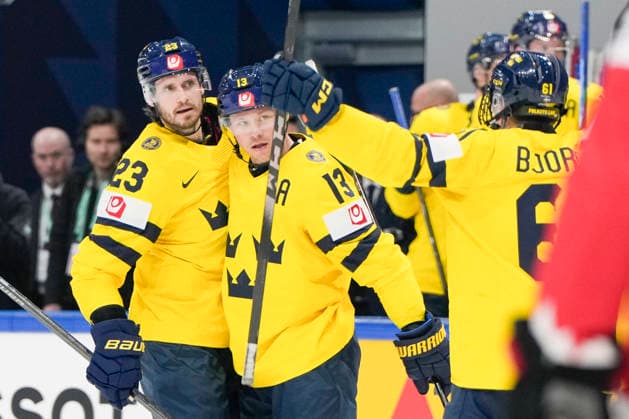 FRIBOURG, SWITZERLAND MAY 15 Lucas Raymond of Sweden C celebrates his goal during the 2026 IIHF Ice Hockey World Championship Switzerland game between Canada and Sweden at BCF Arena on May 15, 2026 in Fribourg, Fribourg Fribourg BCF Arena Fribourg Switzerland Copyright: xJustPictures.ch JarixPestelaccix jp-en-EuSpIm-JP6_JAR_Canada_Sweden_15May2026_00190