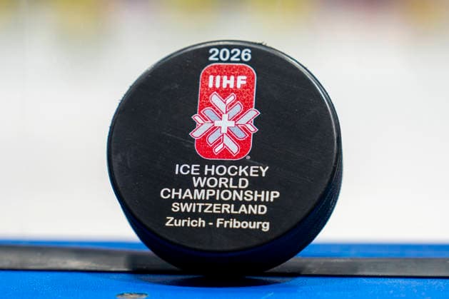 FRIBOURG, SWITZERLAND - MAY 15: Official game puck during the 2026 IIHF Ice hockey, Eishockey World Championship, WM, Weltmeisterschaft Switzerland game between Canada and Sweden at BCF Arena on May 15, 2026 in Fribourg, Fribourg. Fribourg BCF Arena Fribourg Switzerland *** FRIBOURG, SWITZERLAND MAY 15 Official game puck during the 2026 IIHF Ice Hockey World Championship Switzerland game between Canada and Sweden at BCF Arena on May 15, 2026 in Fribourg, Fribourg Fribourg BCF Arena Fribourg Switzerland Copyright: xJustPictures.ch JarixPestelaccix jp-en-EuSpIm-JP6_JAR_Canada_Sweden_15May2026_00229