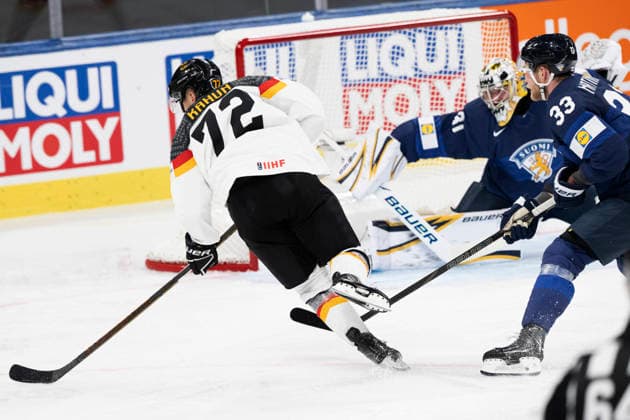 LKS 20260515 Finland s goalkeeper Justus Annunen and Nikolas Matinpalo (R) prevent Germany s Dominik Kahun (72) from scoring during the 2026 IIHF Ice hockey, Eishockey World Championships preliminary round group A match between Finland and Germany in Zurich, Switzerland on May 15, 2026. - RONI REKOMAA Zürich Switzerland PP6OJs596jY  Copyright: xRonixRekomaax PP6OJs596jY