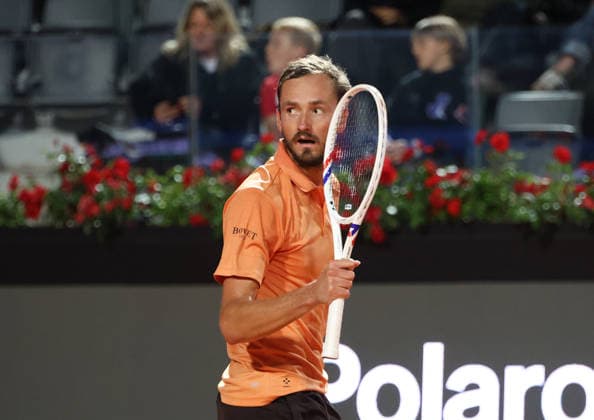 May 15, 2026, Rome, Lazio, Italy: DANIIL MEDVEDEV during the match against M. Landaluce of Spain in the quarter-finals of tennis tournament ATP, Tennis Herren 1000 Internazionali BNL DÃ¢â‚¬â ¢Italia, Rome, Italy. Medvedev won 1:6, 6:4, 7:5. Rome Italy - ZUMAc278 20260515_zsp_c278_014 Copyright: xMarcinxCholewinskix