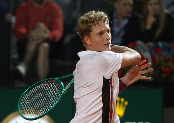 May 15, 2026, Rome, Lazio, Italy: MARTIN LANDALUCE of Spain during the match against D. Medvedev in the quarter-finals of tennis tournament ATP, Tennis Herren 1000 Internazionali BNL DÃ¢â‚¬â ¢Italia, Rome, Italy. Landaluce lost 6:1, 4:6, 5:7. Tennis 2026, ATP Italian Open: Martin Landaluce 6:1, 4:6, 5:7  - ZUMAc278 20260515_zsp_c278_010 Copyright: xMarcinxCholewinskix
