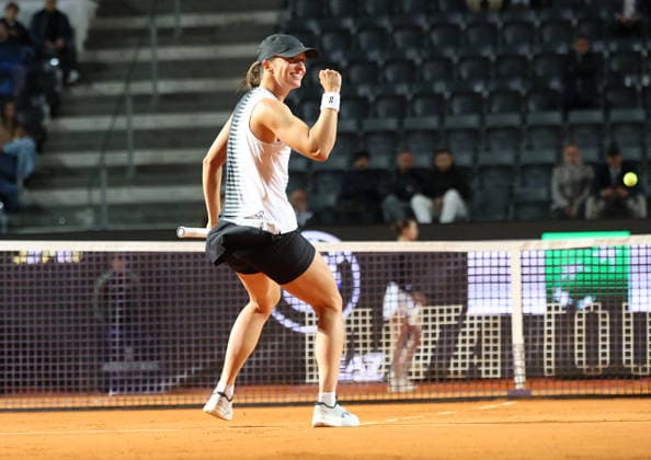 May 15, 2026, Rome, Lazio, Italy: IGA SWIATEK of Poland during the match against E. Svitolina of Ukraine in the semifinals of tennis tournament WTA, Tennis Damen 1000 Internazionali BNL Dâ€⠢Italia, Rome, Italy. Swiatek lost 4:6, 6:2, 2:6. Tennis 2026, WTA Italian Open: Iga Swiatek 4:6, 6:2, 2:6 - ZUMAc278 20260515_zsp_c278_023 Copyright: xMarcinxCholewinskix