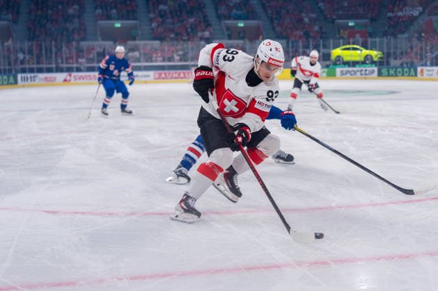 15 05 2026, Zurich, Swiss Life Arena, Ice Hockey World Championships USA Switzerland, 93 Theo Rochette Switzerland Zurich Swiss Life Arena Zurich Switzerland Copyright: xJustPictures.ch StefanxEmchx jp-de-StEm-DSC0049620260515