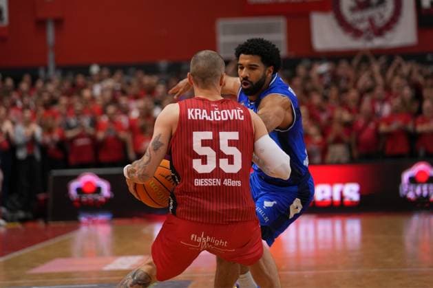 Giessen, Germany, May 15th 2026: Simon Krajcovic ( 55 Giessen ) Tyreese Blunt ( 0 Crailsheim ) during the 2. Basketball- Bundesliga Pro A Playoff match between Giessen 46ers and Hakro Merlin?s Crailsheim at Sporthalle Giessen-OST. (Julia Kneissl SPP) Copyright: xJuliaxKneisslx xSPPx spp-en-JuKnSp-20260515_SPP_JuliaKneissl_25.jpeg