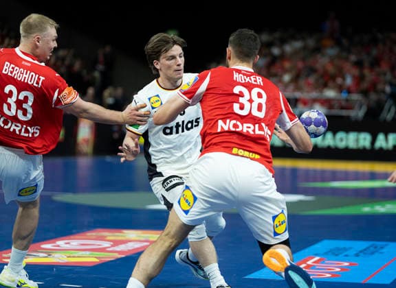 Men s Handball Denmark Germany Germany s Nils Lichtlein and Denmark s Emil Siersbaek Bergholt and Mads Hoxer Hangaard The Danish handball men face Germany in a test match in Copenhagen on Friday, May 15, 2026 Photo Claus Bech Ritzau Scanpix , Copenhagen Denmark  Copyright: fotograf@clausbech.dk ClausxBechx spdk20260515-214039-L