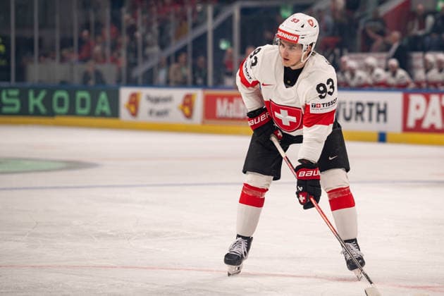 ZURICH, ZURICH - MAY 15: Theo Rochette of Switzerland during the 2026 IIHF World Championship, WM, Weltmeisterschaft Group A match between Switzerland and USA at Swiss Life Arena on May 15, 2026 in Zurich, Zurich, Switzerland. Copyright: xLivioxBaeriswylx xSPPx Sportspressphoto_SPR147408