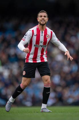 Manchester City v Brentford - Premier League MANCHESTER, ENGLAND - MAY 9: Jordan Henderson of Brentford during the Premier League match between Manchester City and Brentford at Etihad Stadium on May 9, 2026 in Manchester, England. ***Local Caption*** Jordan Henderson Manchester Etihad Stadium England United Kingdom Copyright: xVisionhausx 776340714
