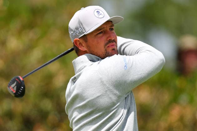 NEWTON SQUARE, PA - MAY 15: Bryson Dechambeau of the United States tees off at the tenth tee during Round 2 of the 2026 PGA, Golf Herren Championship on May 15, 2026 at Aronimink Golf Club in Newtown Square, Pennsylvania. (Photo by Rich Graessle Icon Sportswire) GOLF: MAY 15 PGA PGA Championship EDITORIAL USE ONLY Icon260515256392