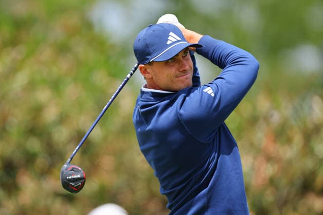 NEWTON SQUARE, PA - MAY 15: Ludvig Aberg of Sweden tees off at the tenth tee during Round 2 of the 2026 PGA, Golf Herren Championship on May 15, 2026 at Aronimink Golf Club in Newtown Square, Pennsylvania. (Photo by Rich Graessle Icon Sportswire) GOLF: MAY 15 PGA PGA Championship EDITORIAL USE ONLY Icon260515256442