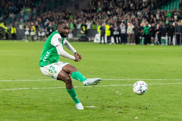 FOOTBALL : AS ST Etienne vs Rodez - Ligue 2 BKT barrage - 15 05 2026 Nade Mickael 3 of Saint-Etienne scoring the winning penalty during the Ligue 2 playoff game between AS Saint-Etienne and Rodez Aveyron Football at Stadium Geoffroy Guichard in Saint-Etienne, France. Saint-EtienneFrance  Copyright: xPaulinexFIGUETx xPSNewZx