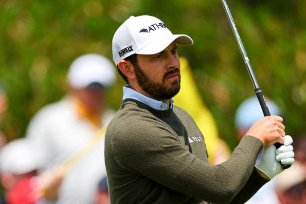 NEWTON SQUARE, PA - MAY 15: Patrick Cantlay of the United States tees off at the first tee during Round 2 of the 2026 PGA, Golf Herren Championship on May 15, 2026 at Aronimink Golf Club in Newtown Square, Pennsylvania. (Photo by Rich Graessle Icon Sportswire) GOLF: MAY 15 PGA PGA Championship EDITORIAL USE ONLY Icon260515257122