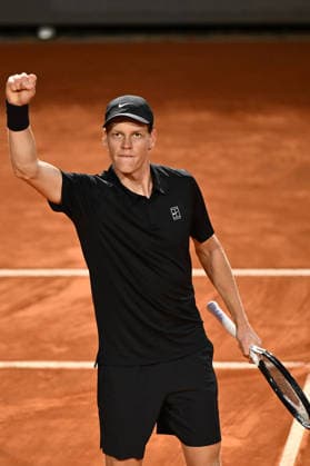 Internazionali BNL D Italia 2026 - Day Eleven Jannik Sinner of Italy competes against Daniil Medvedev during the Internazionali BNL d Italia Day Eleven at Foro Italico on May 15, 2026, in Rome, Italy. Rome Italy Italy  Copyright: xDomenicoxCippitellix originalFilename:cippitelli-itainter260515_npSM4.jpg