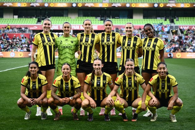 ALEAGUE WOMENS GRAND FINAL, Wellington Phoenix players pose for a team photo ahead of the A-League Women Grand Final match between Melbourne City and Wellington Phoenix at in Melbourne, Saturday, May 16, 2026. ( NO ARCHIVING, EDITORIAL USE ONLY MELBOURNE VICTORIA AUSTRALIA  Copyright: xJOELxCARRETTx 20260516179339668252