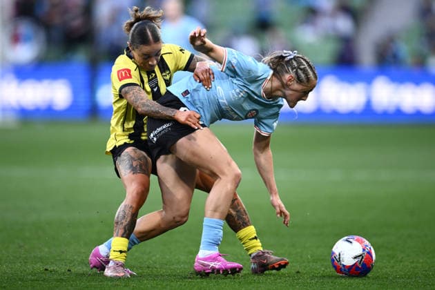 ALEAGUE WOMENS GRAND FINAL, Brooke Nunn of the Phoenix (left) and Aideen Keane of Melbourne City during the A-League Women Grand Final match between Melbourne City and Wellington Phoenix at in Melbourne, Saturday, May 16, 2026. ( NO ARCHIVING, EDITORIAL USE ONLY MELBOURNE VICTORIA AUSTRALIA  Copyright: xJOELxCARRETTx 20260516172552244897