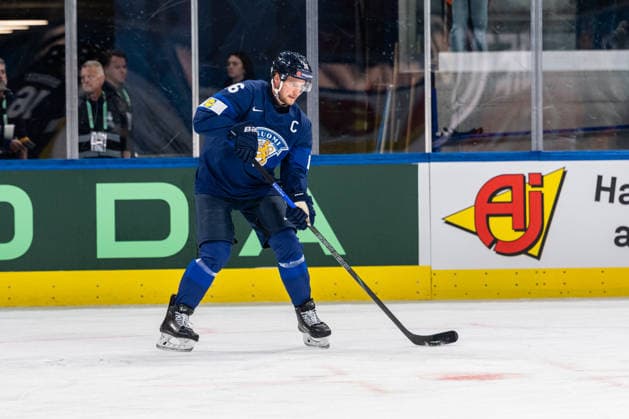 xxkeikkaxx 20260515 Swiss Life Arena, Zurich, Switzerland. IIHF Ice hockey, Eishockey World Championships match Finland vs Germany Aleksander Barkov (16) of Team Finland Photo by Pasi Suokko All Over Press  1.06181065