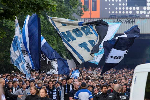 Football, 3rd league, MSV Duisburg fan march