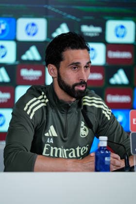 May 16, 2026, Valdebebas, Madrid, Spain: Alvaro Arbeloa, head coach of Real Madrid, attends his press conference, PK, Pressekonferenz during the training day of Real Madrid ahead the Spanish League, LaLiga EA Sports, football match against Sevilla FC at Ciudad Deportiva Real Madrid on May 16, 2026, in Madrid, Spain. Valdebebas Spain - ZUMAa181 20260516_zaa_a181_023 Copyright: xDennisxAgyemanx