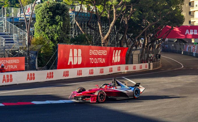 Monaco EPrix Round 9 Nick Cassidy of New Zealand driving the (37) Citroen Racing e-CX through Sainte-DÃ vote during the Free Practice 1 of the Monaco E-Prix Round 9 at Circuit de Monaco, Monte Carlo 16 05 2026 UK Newspapers OUT Copyright: xNickxEmmersonx FIL-23438-0013