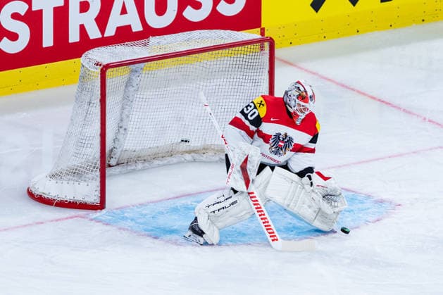 ZURICH, SWITZERLAND - MAY 16: Davis Kickert (Austria, 30) during warm-up before the Preliminary Round - Group A Match 5 between Great Britain and Austria at the IIHF Ice hockey, Eishockey World Championship, WM, Weltmeisterschaft 2026, Swiss Life Arena on May 16, 2026 in Zurich, Switzerland. Zurich Switzerland Copyright: xTimoxSteinx