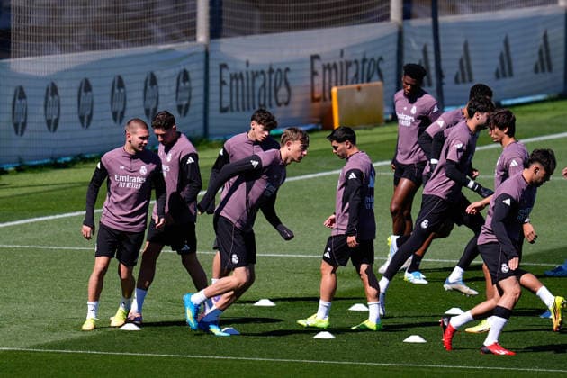 May 16, 2026, Valdebebas, Madrid, Spain: Dean Huijsen during the training day of Real Madrid ahead the Spanish League, LaLiga EA Sports, football match against Sevilla FC at Ciudad Deportiva Real Madrid on May 16, 2026, in Valdebebas, Madrid, Spain. Valdebebas Spain - ZUMAa181 20260516_zaa_a181_036 Copyright: xDennisxAgyemanx