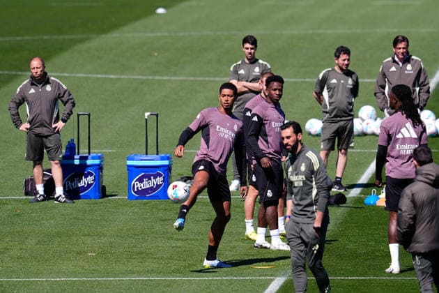 May 16, 2026, Valdebebas, Madrid, Spain: Jude Bellingham during the training day of Real Madrid ahead the Spanish League, LaLiga EA Sports, football match against Sevilla FC at Ciudad Deportiva Real Madrid on May 16, 2026, in Valdebebas, Madrid, Spain. Real Madrid Training Session - Laliga Ea Sports - ZUMAa181 20260516_zaa_a181_044 Copyright: xDennisxAgyemanx