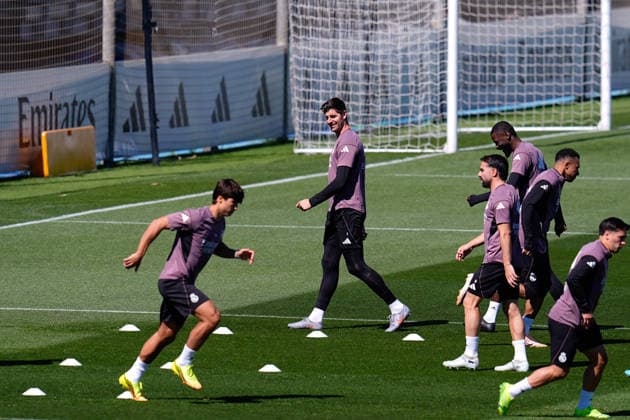 May 16, 2026, Valdebebas, Madrid, Spain: Thibaut Courtois during the training day of Real Madrid ahead the Spanish League, LaLiga EA Sports, football match against Sevilla FC at Ciudad Deportiva Real Madrid on May 16, 2026, in Valdebebas, Madrid, Spain. Valdebebas Spain - ZUMAa181 20260516_zaa_a181_047 Copyright: xDennisxAgyemanx
