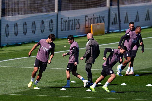 May 16, 2026, Valdebebas, Madrid, Spain: Gonzalo Garcia and Fran Garcia during the training day of Real Madrid ahead the Spanish League, LaLiga EA Sports, football match against Sevilla FC at Ciudad Deportiva Real Madrid on May 16, 2026, in Valdebebas, Madrid, Spain. Real Madrid Training Session - Laliga Ea Sports - ZUMAa181 20260516_zaa_a181_060 Copyright: xDennisxAgyemanx