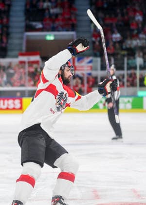 Ice hockey, Eishockey - IIHF WC 2026 ZURICH,SWITZERLAND,16.MAY.26 - ICE HOCKEY - IIHF Ice Hockey World Championship, WM, Weltmeisterschaft 2026, group stage, Austria vs Great Britain. Image shows the rejoicing of Benjamin Nissner (AUT).  GEPAxpictures xMaticxKlansek